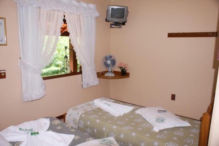 Pousada Recanto Das Flores Nova Friburgo Chambre photo